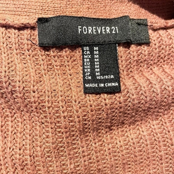 Cropped Boxy Lace Up Front Sweater 🤍 - Picture 5 of 7